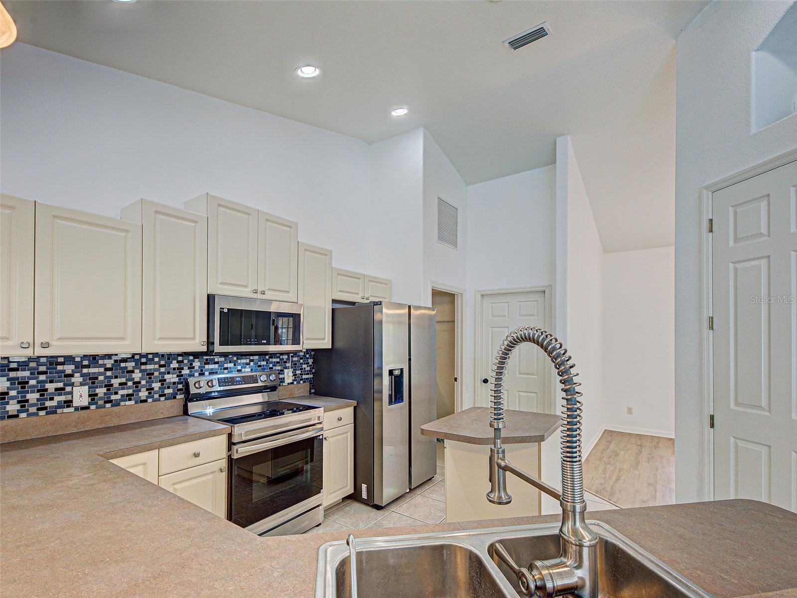 PORT CHARLOTTE SUB 01 - Residential