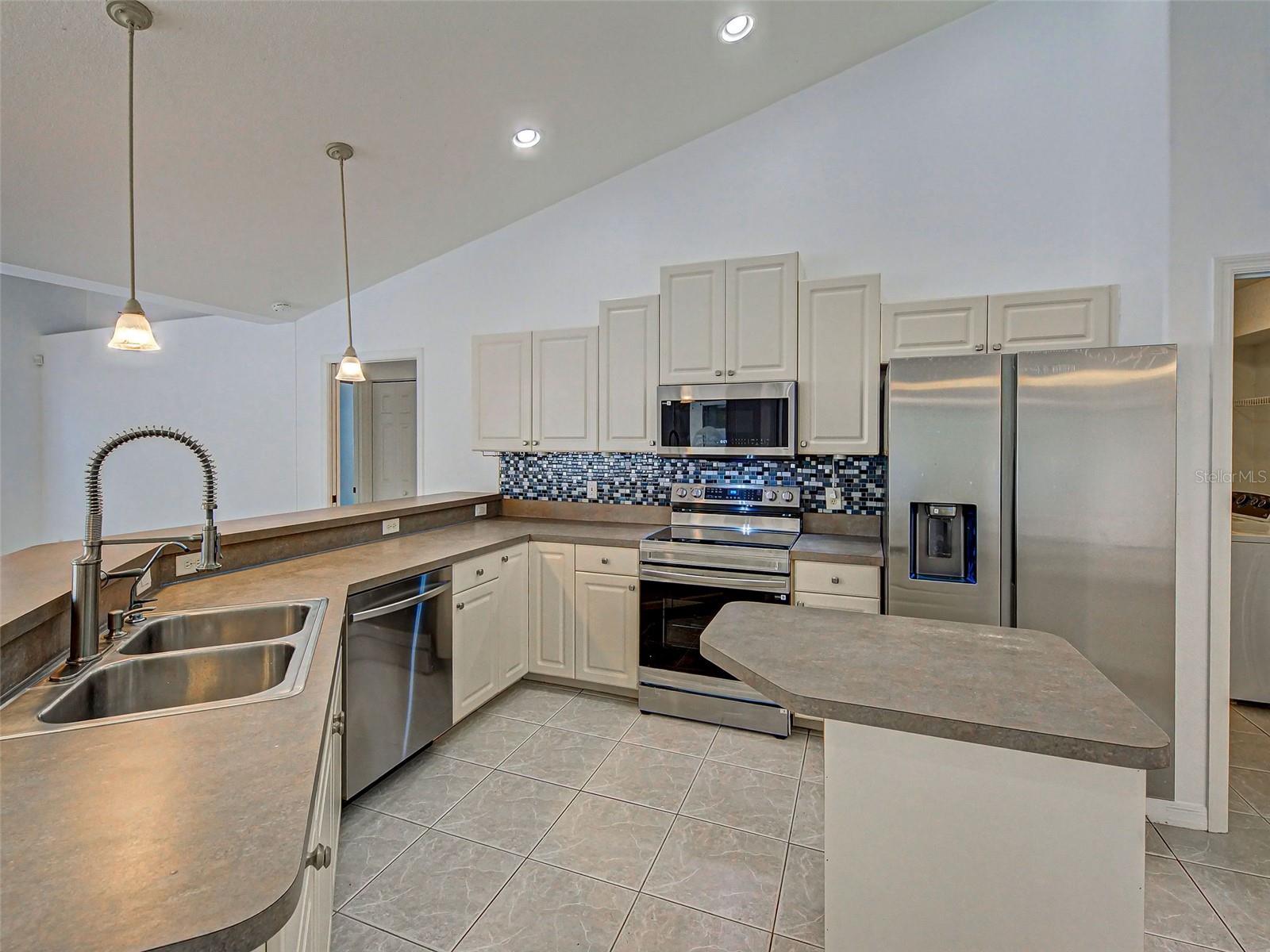PORT CHARLOTTE SUB 01 - Residential