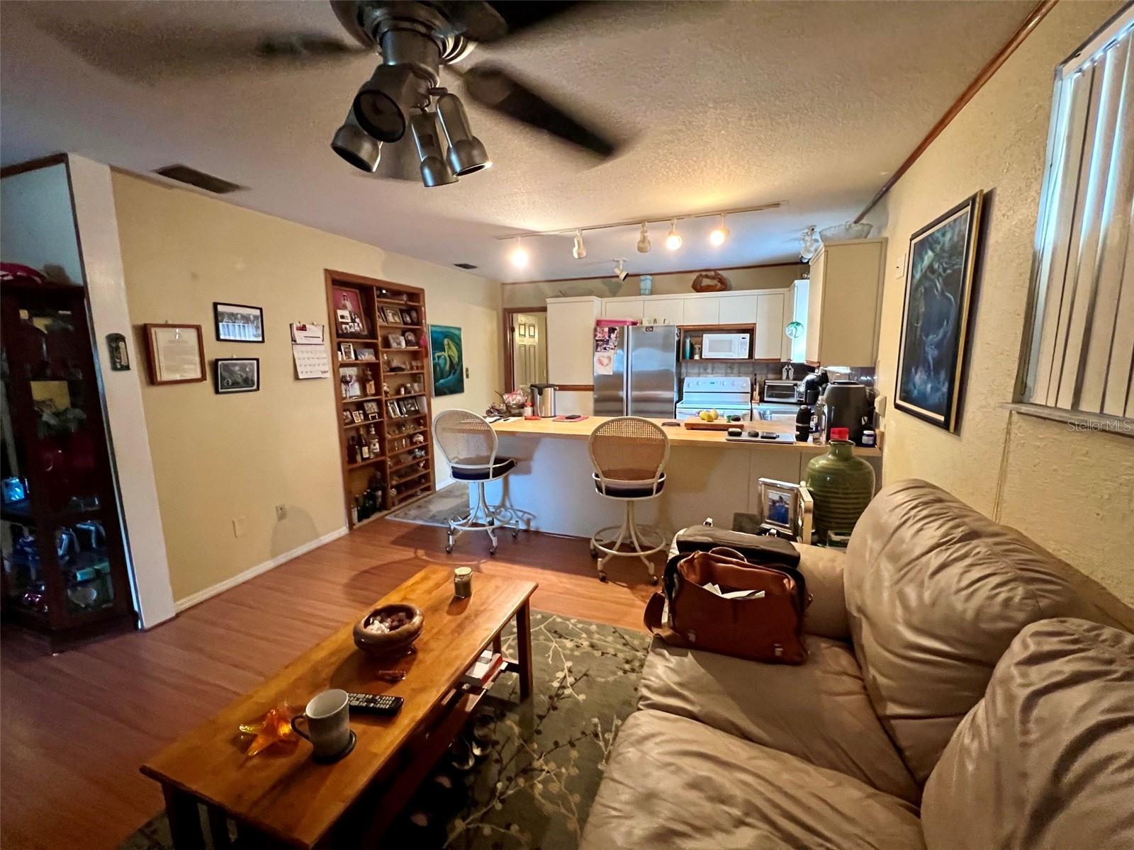 HARBOR VISTA - Residential
