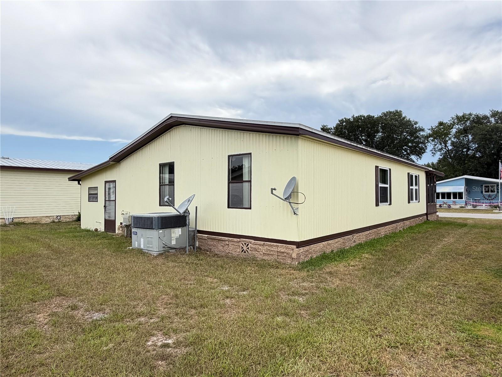 COLONY HILLS COMMUNITY - Residential