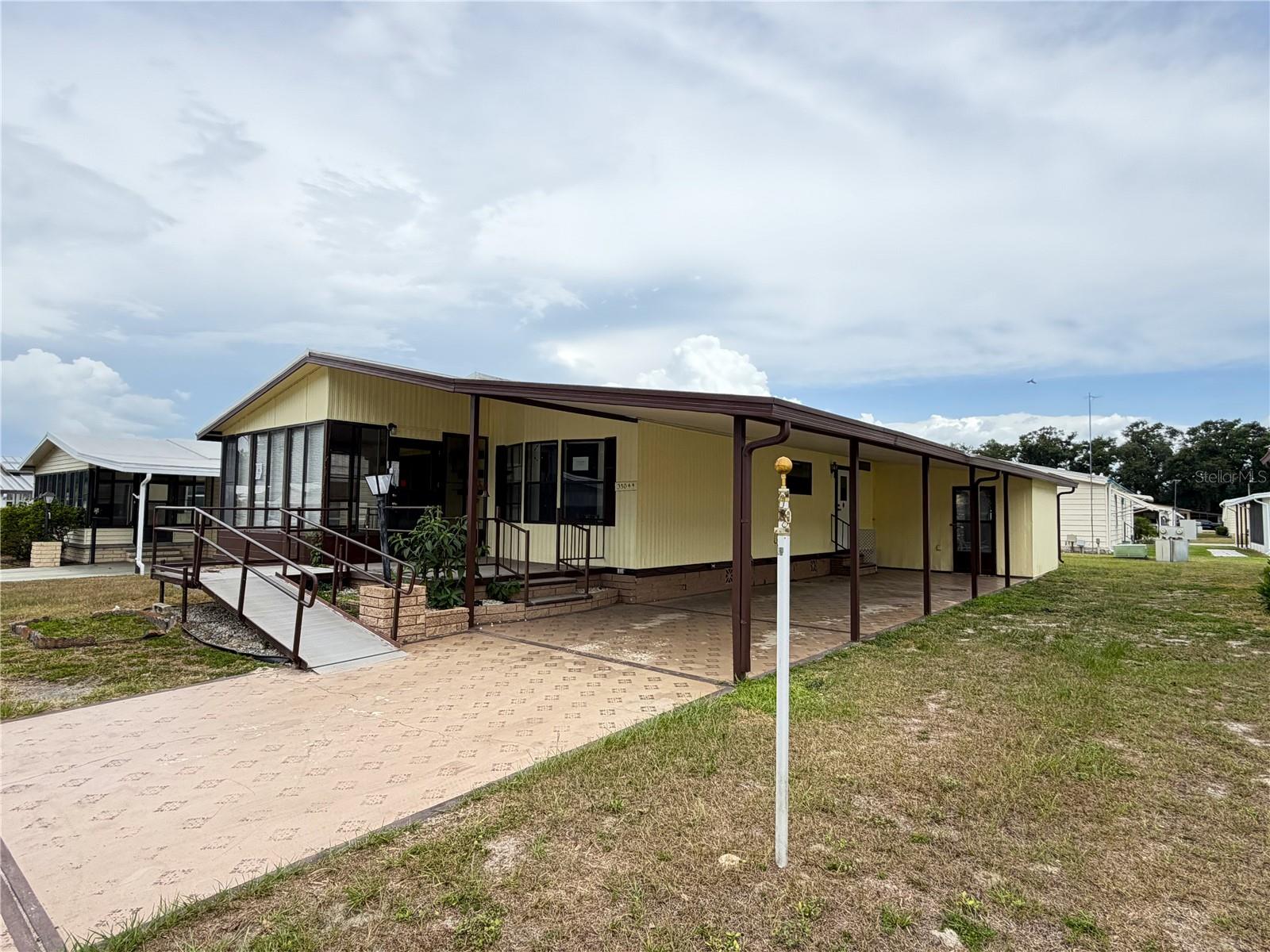 COLONY HILLS COMMUNITY - Residential