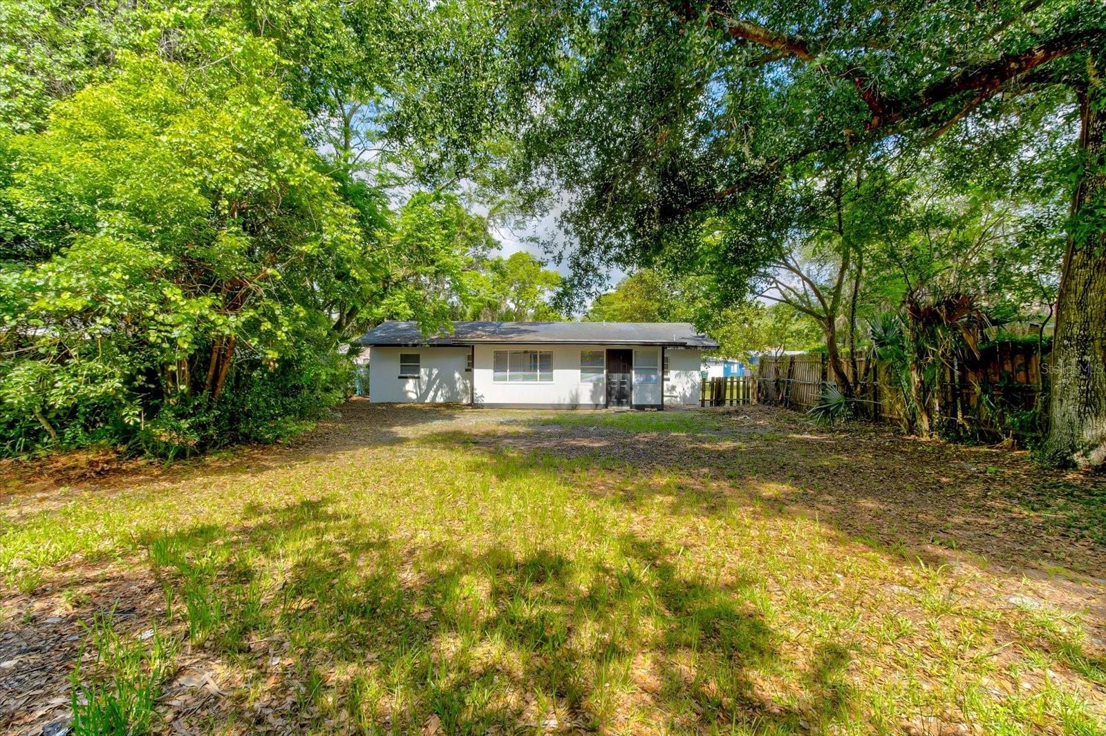 FIRST SUB BLK 198 DELAND - Residential