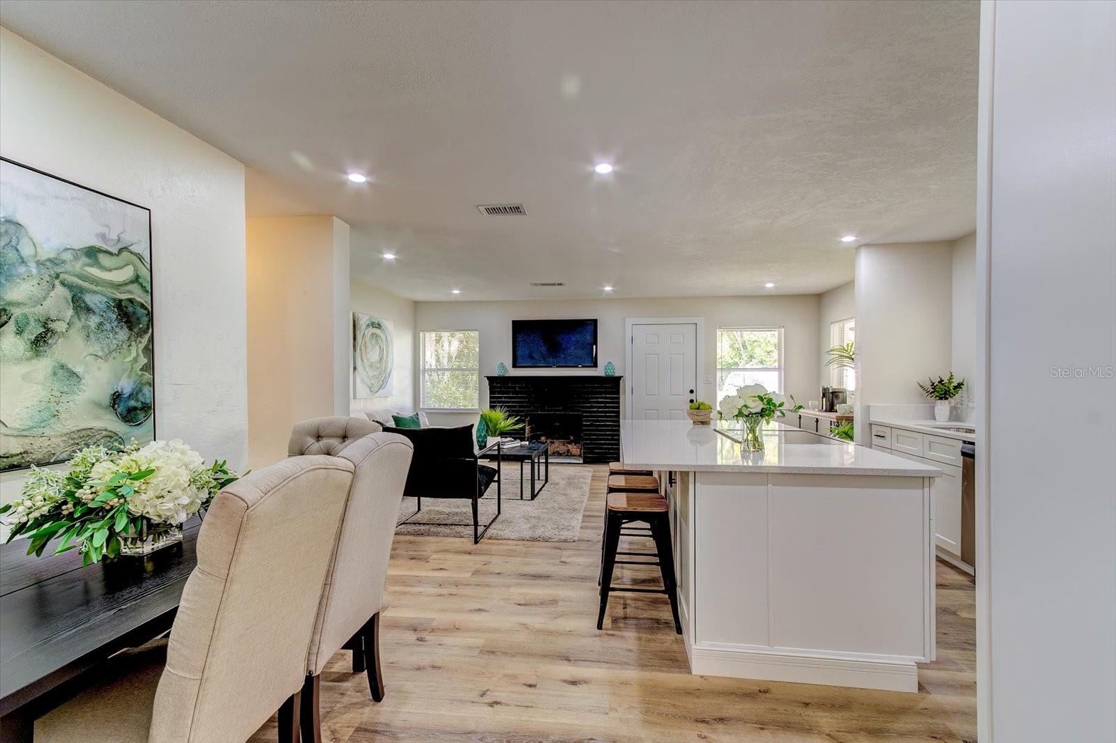 FIRST SUB BLK 198 DELAND - Residential