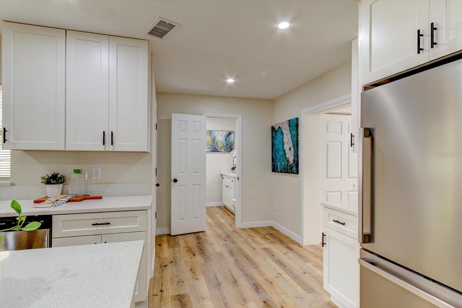 FIRST SUB BLK 198 DELAND - Residential