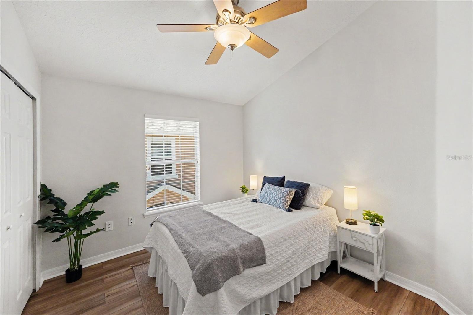 BAY BREEZE COVE - Residential