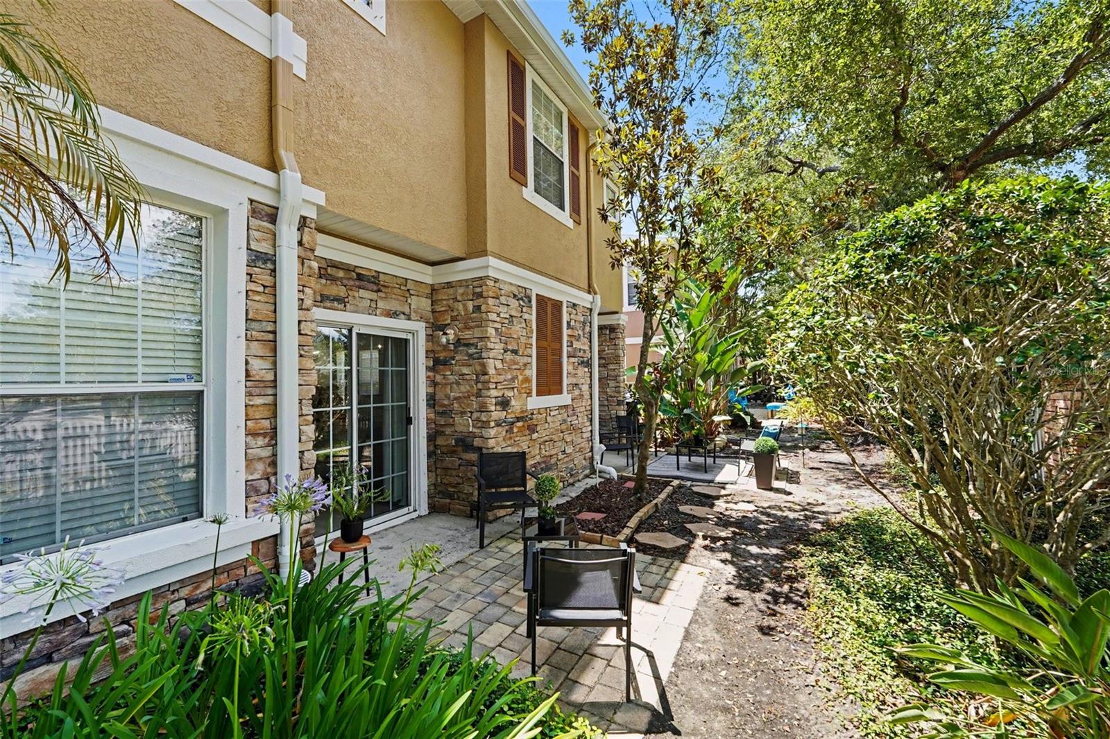 BAY BREEZE COVE - Residential