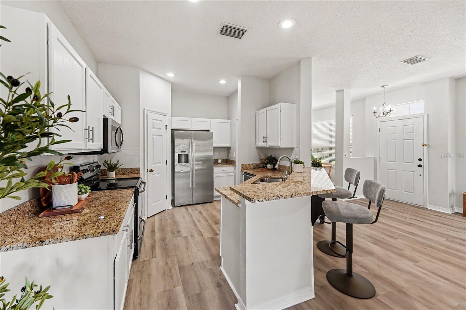 BAY BREEZE COVE - Residential