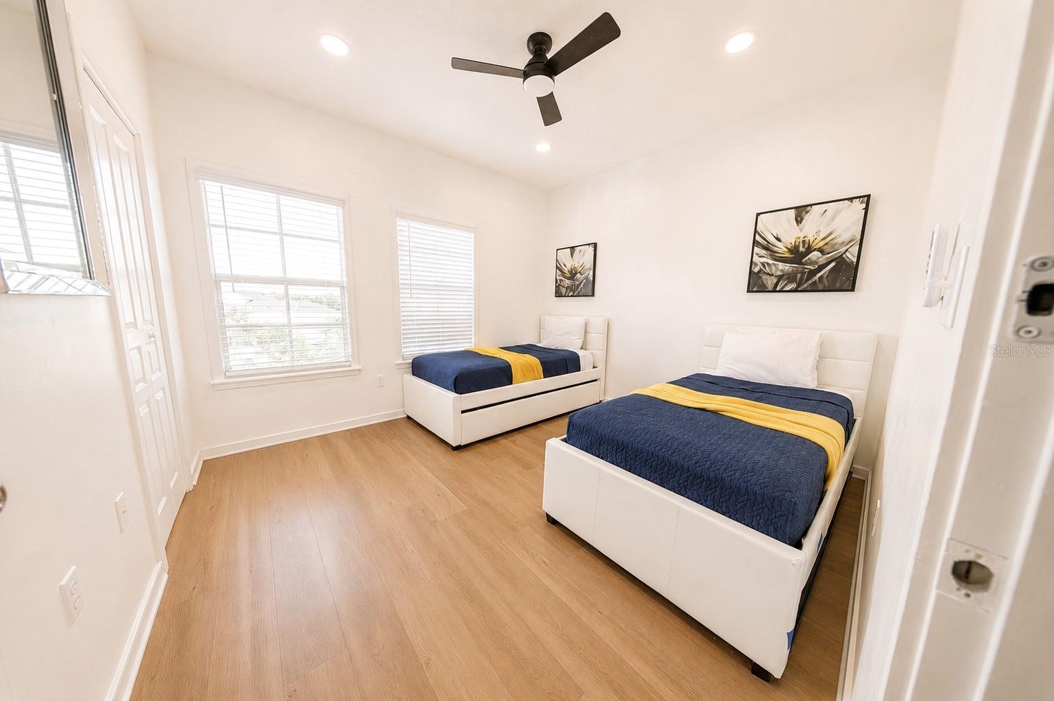 TOWN CENTER CONDO - Residential
