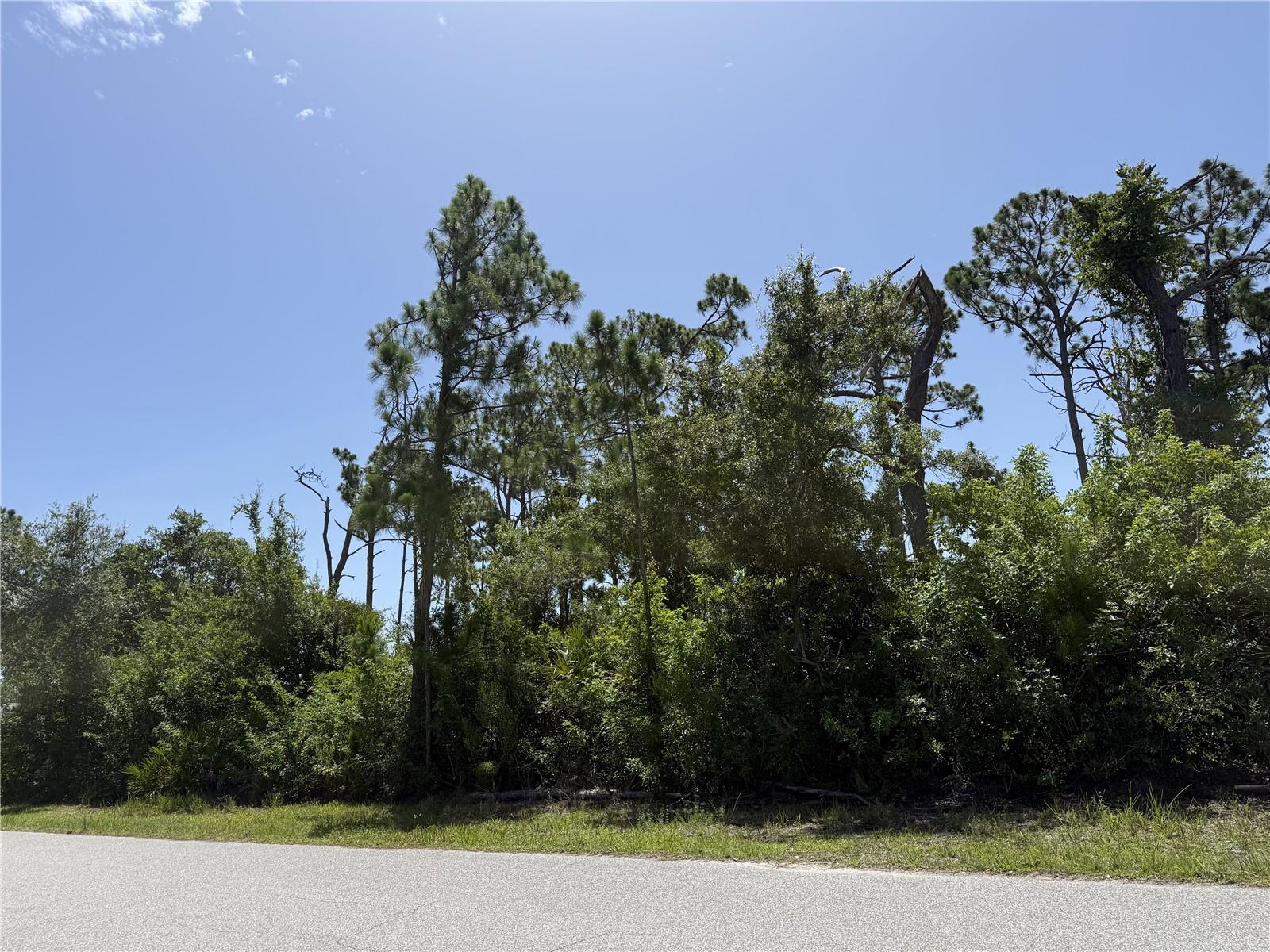PORT CHARLOTTE SEC 052 - Land