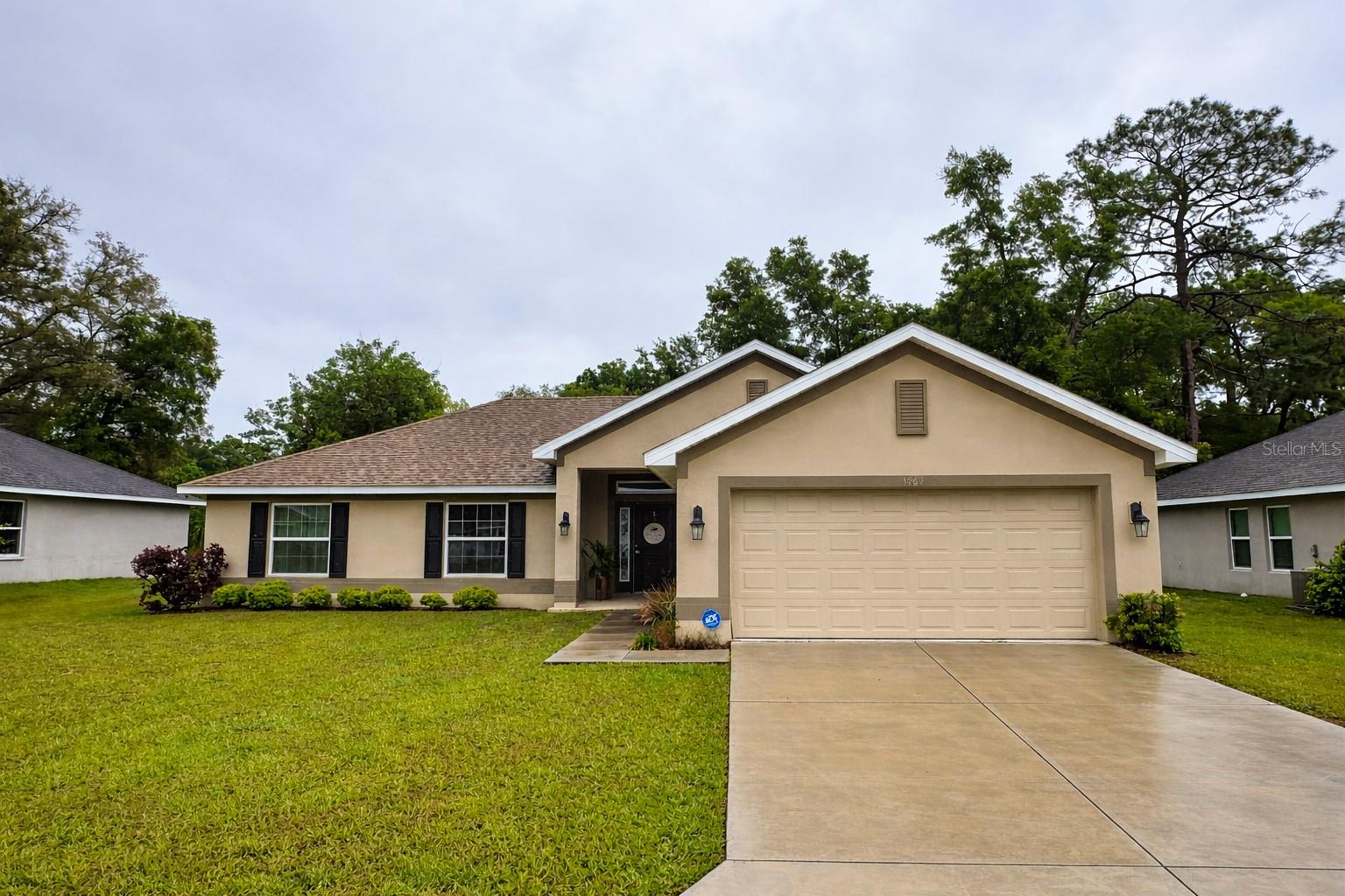 *MOTIVATED SELLER* Welcome to Silver Run Forest, a peaceful gated community offering the perfect blend of privacy and comfort. This beautiful 4-bedroom, 2-bathroom home sits on a spacious .24-acre lot with lush trees you can't see your back neighbors, allowing you to enjoy quiet mornings and serene views from your backyard.

Inside, you’ll find an open floor plan designed for modern living with tons of natural light — ideal for entertaining or relaxing with family. The primary suite features a private bath and generous closet space, while the additional bedrooms provide flexibility for guests, a home office, or a hobby room.

Don’t miss your chance to own this beautiful home in Silver Run Forest — where peace, privacy, and comfort come together.  Minutes from Coehadjoe Park and Silver Springs State Park.