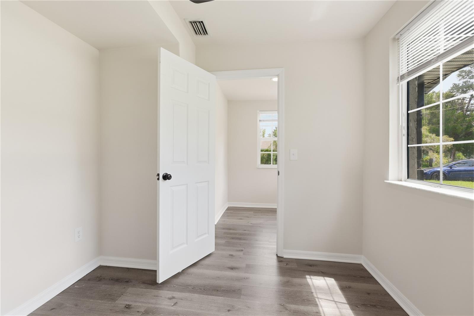 BENNETTS NE 01/4 NW 01/4 NE 01/4 15 17 30 - Residential