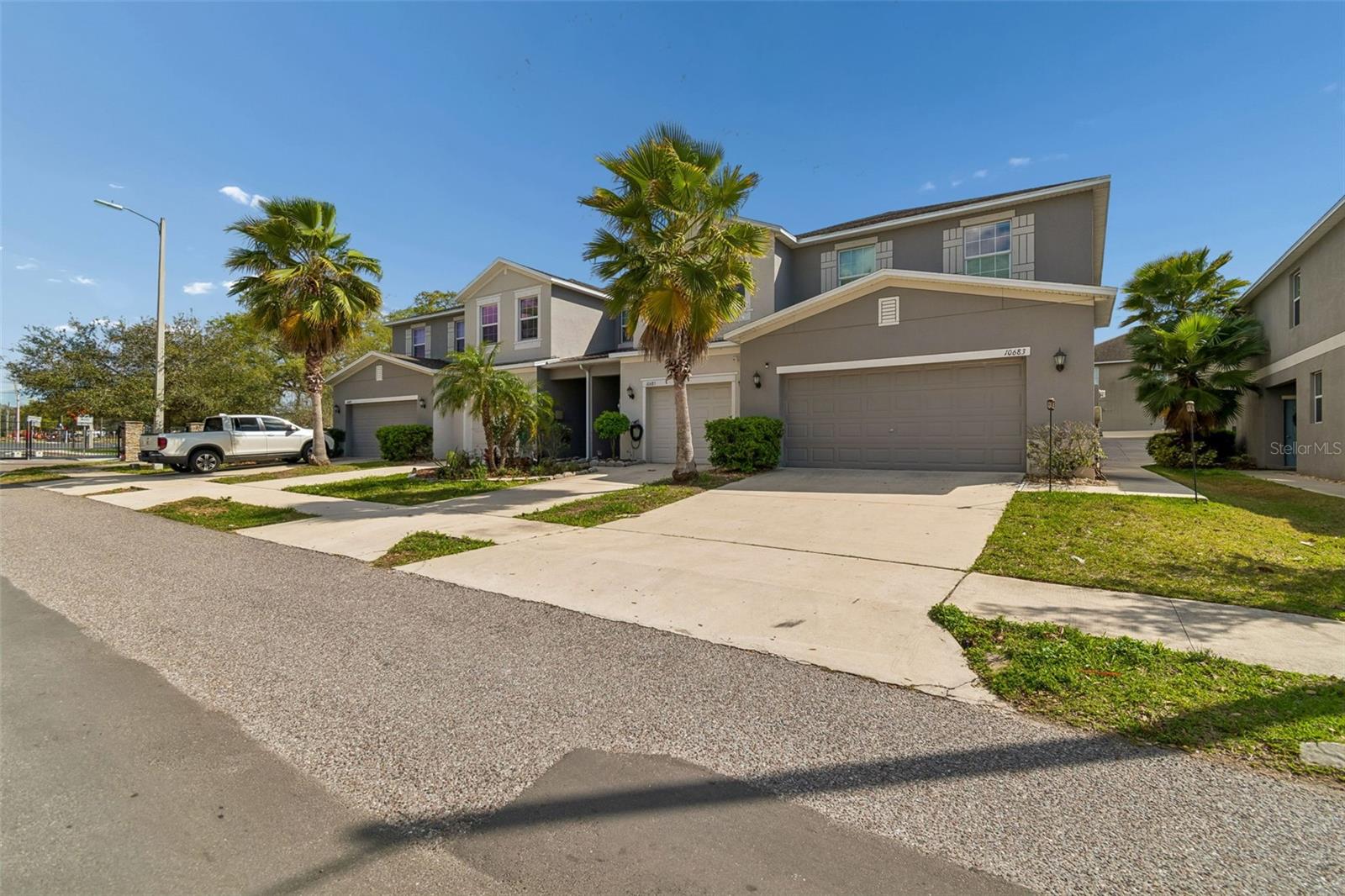 RIVERVIEW LAKES - Residential Lease