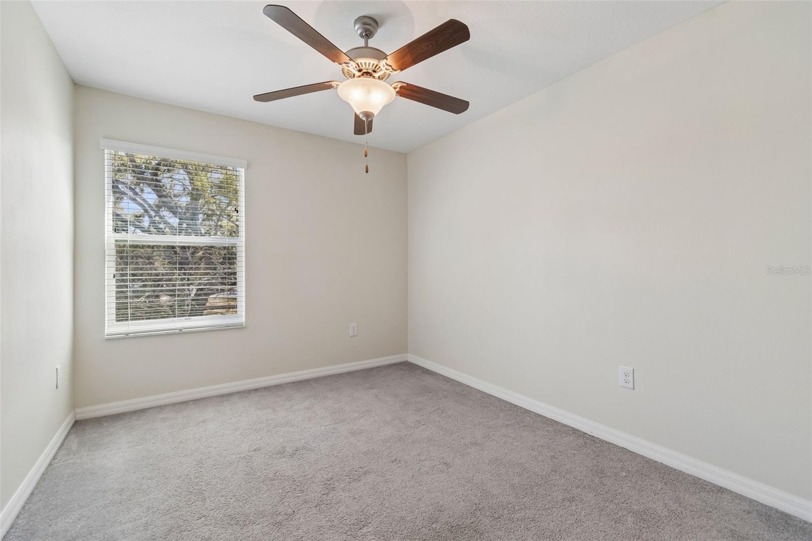 RIVERVIEW LAKES - Residential Lease
