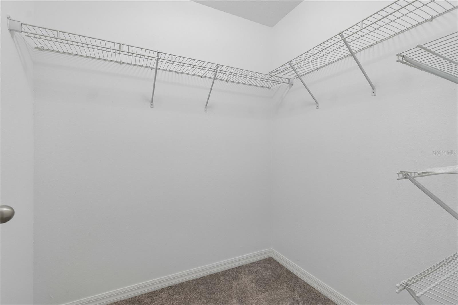 RIVERVIEW LAKES - Residential Lease