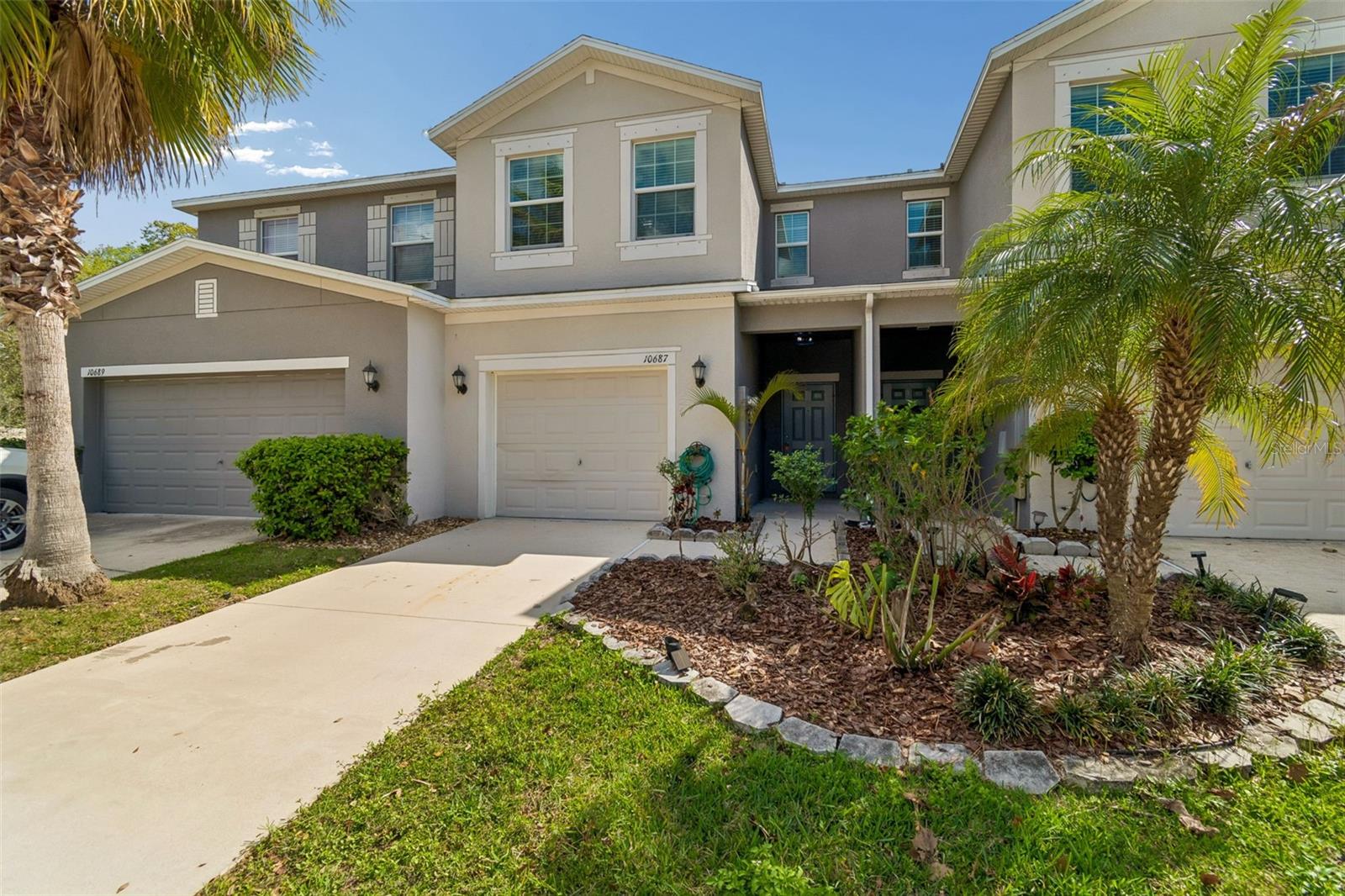RIVERVIEW LAKES - Residential Lease