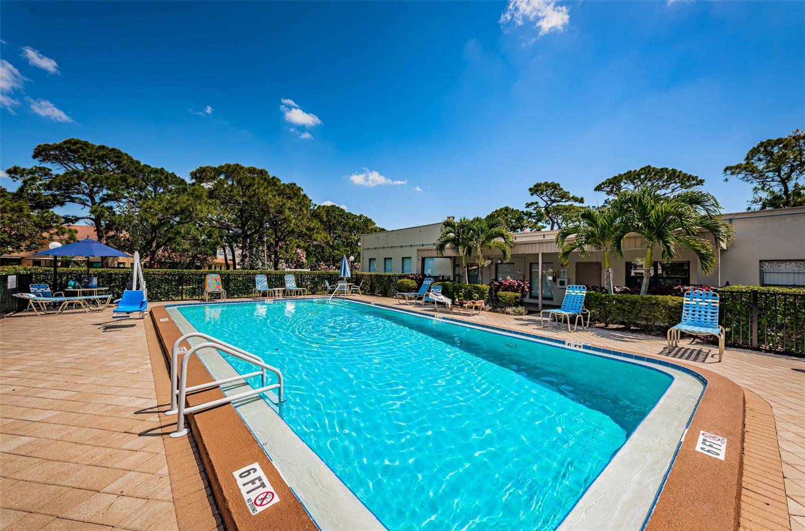 FIVE TOWNS OF ST PETE - Residential
