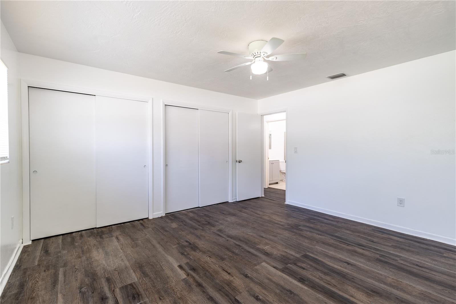 000114 - BEVERLY HILLS UNIT 2 - Residential