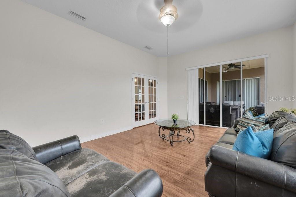 FISHHAWK RANCH - Residential