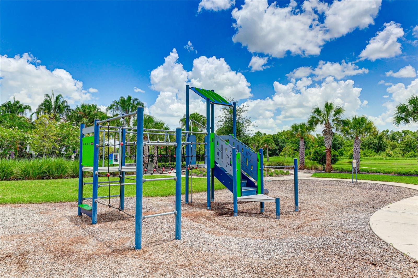 SAVANNA AT LAKEWOOD RANCH PH III 3ABD - Residential
