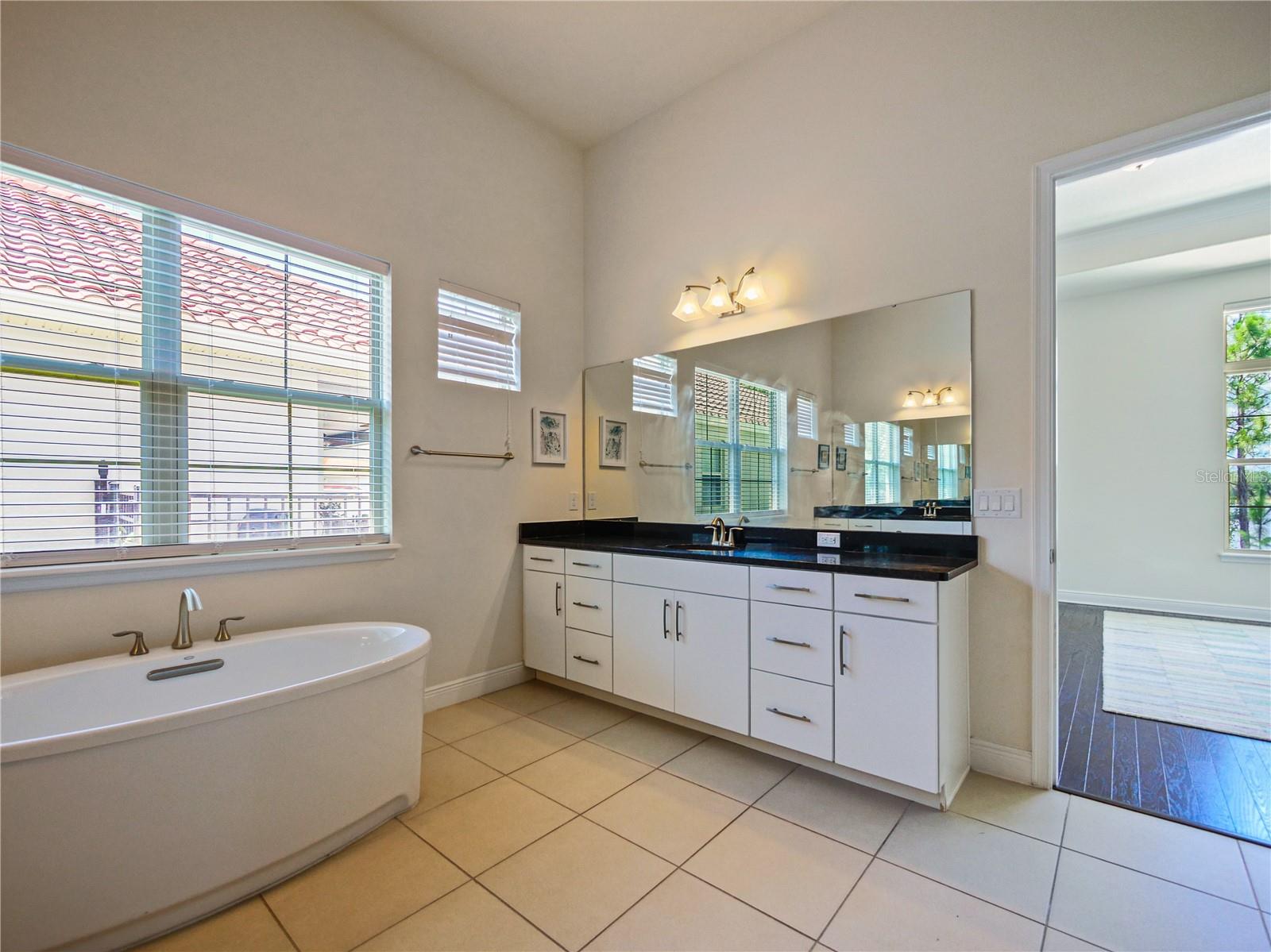 WATERLEIGH PH 1B - Residential Lease