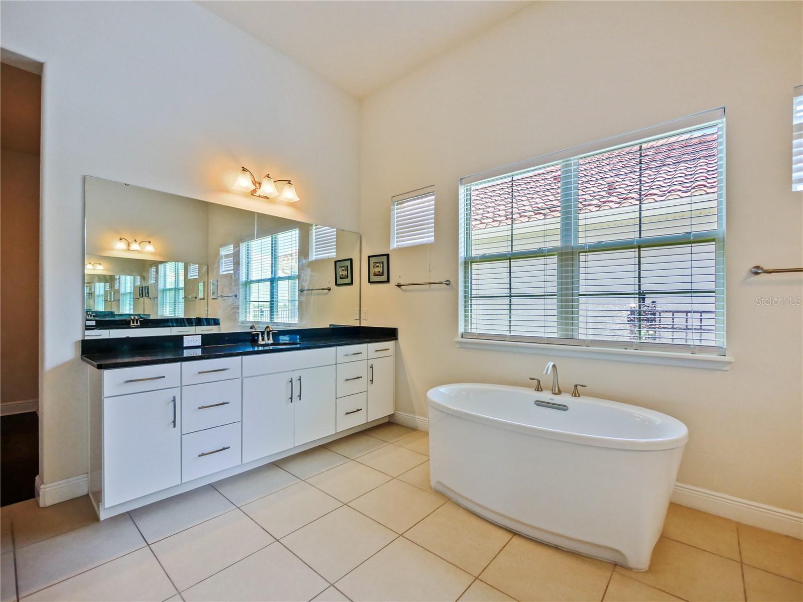 WATERLEIGH PH 1B - Residential Lease