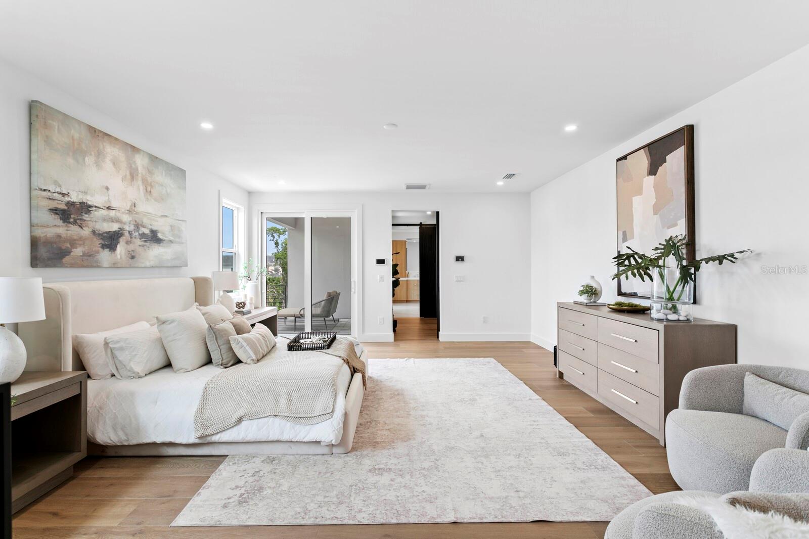 SUNSET PARK - Residential