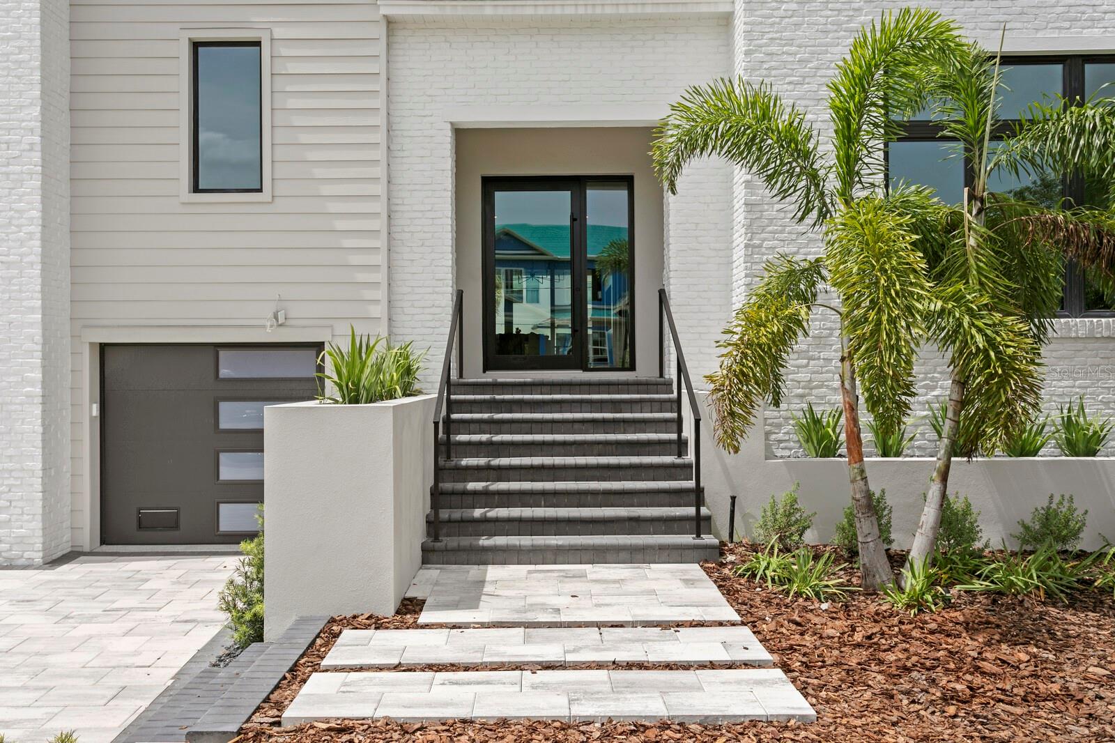 SUNSET PARK - Residential