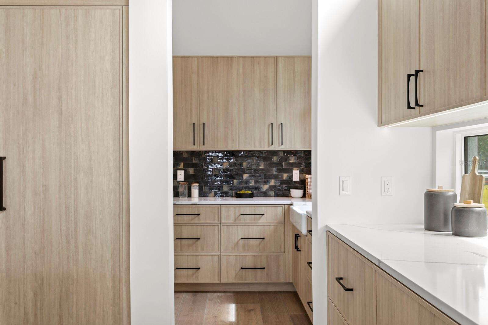 SUNSET PARK - Residential
