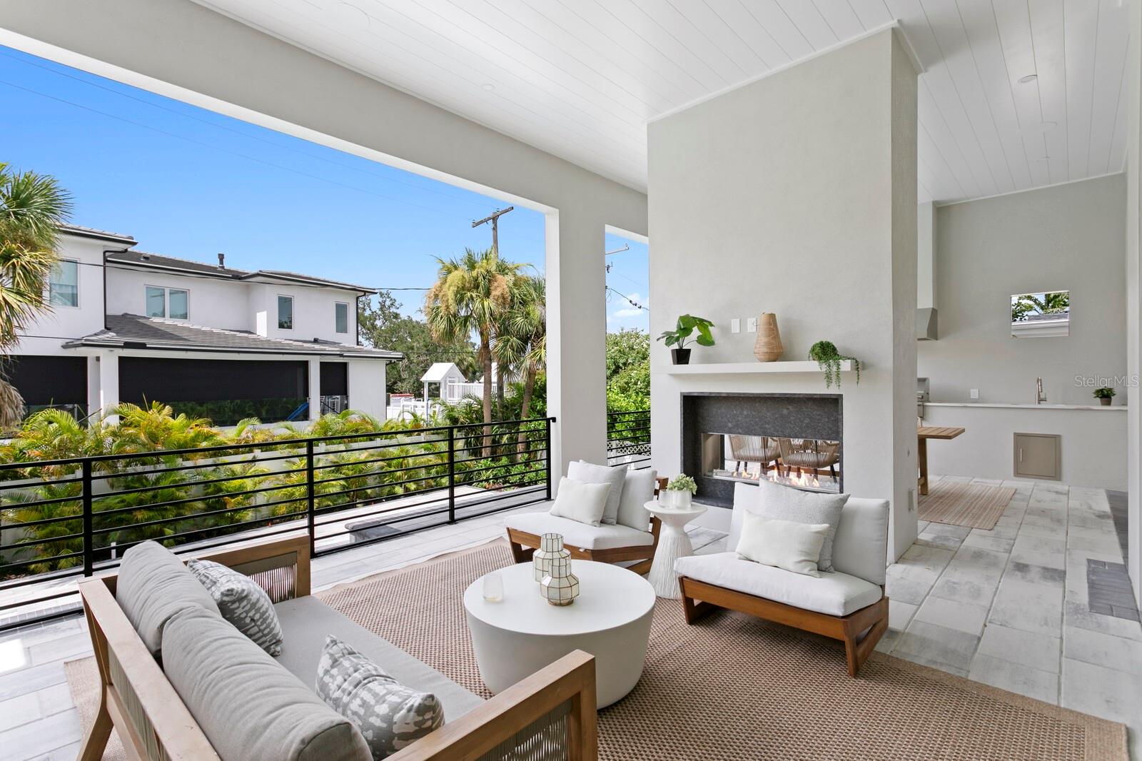 SUNSET PARK - Residential