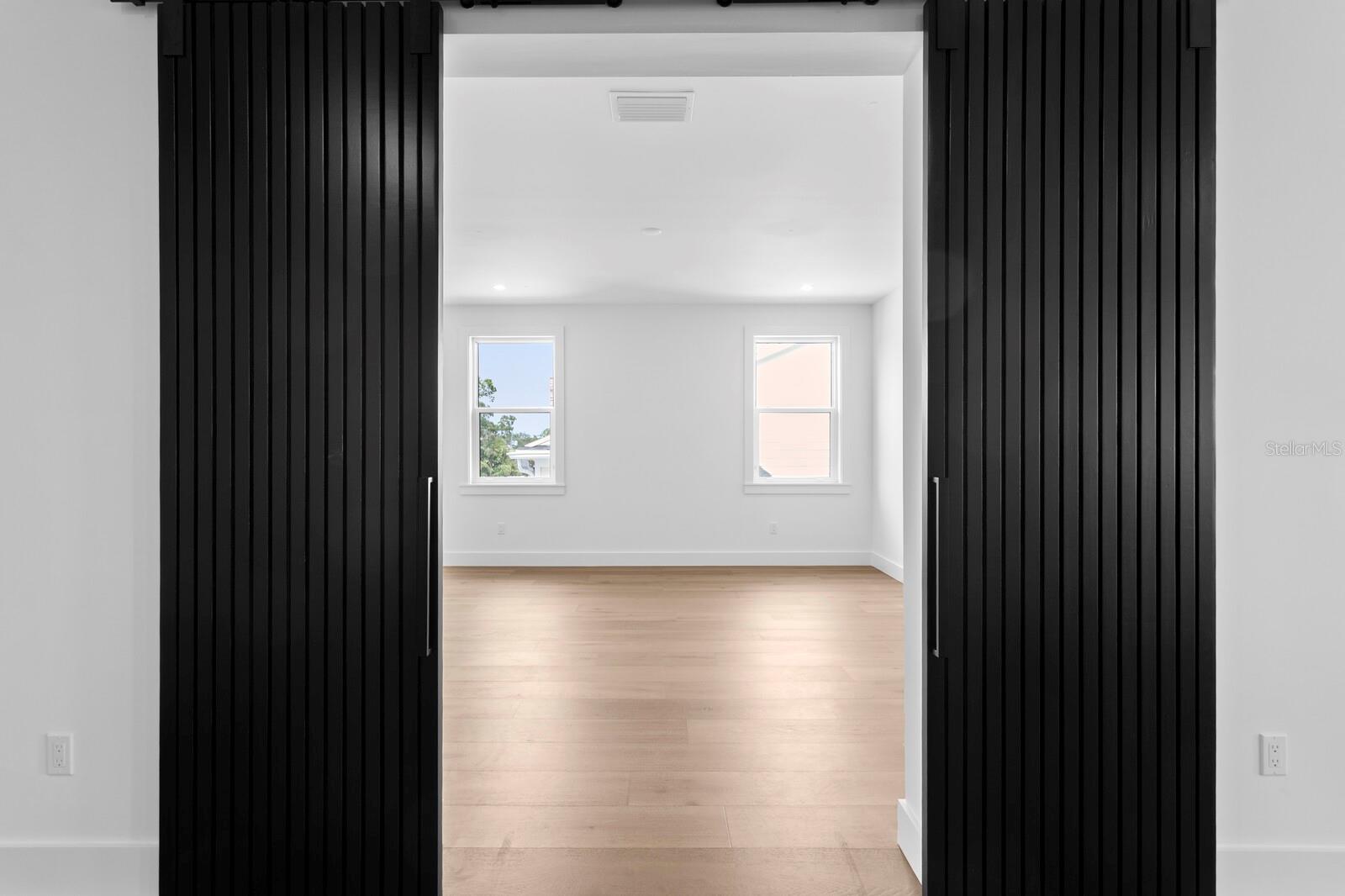 SUNSET PARK - Residential