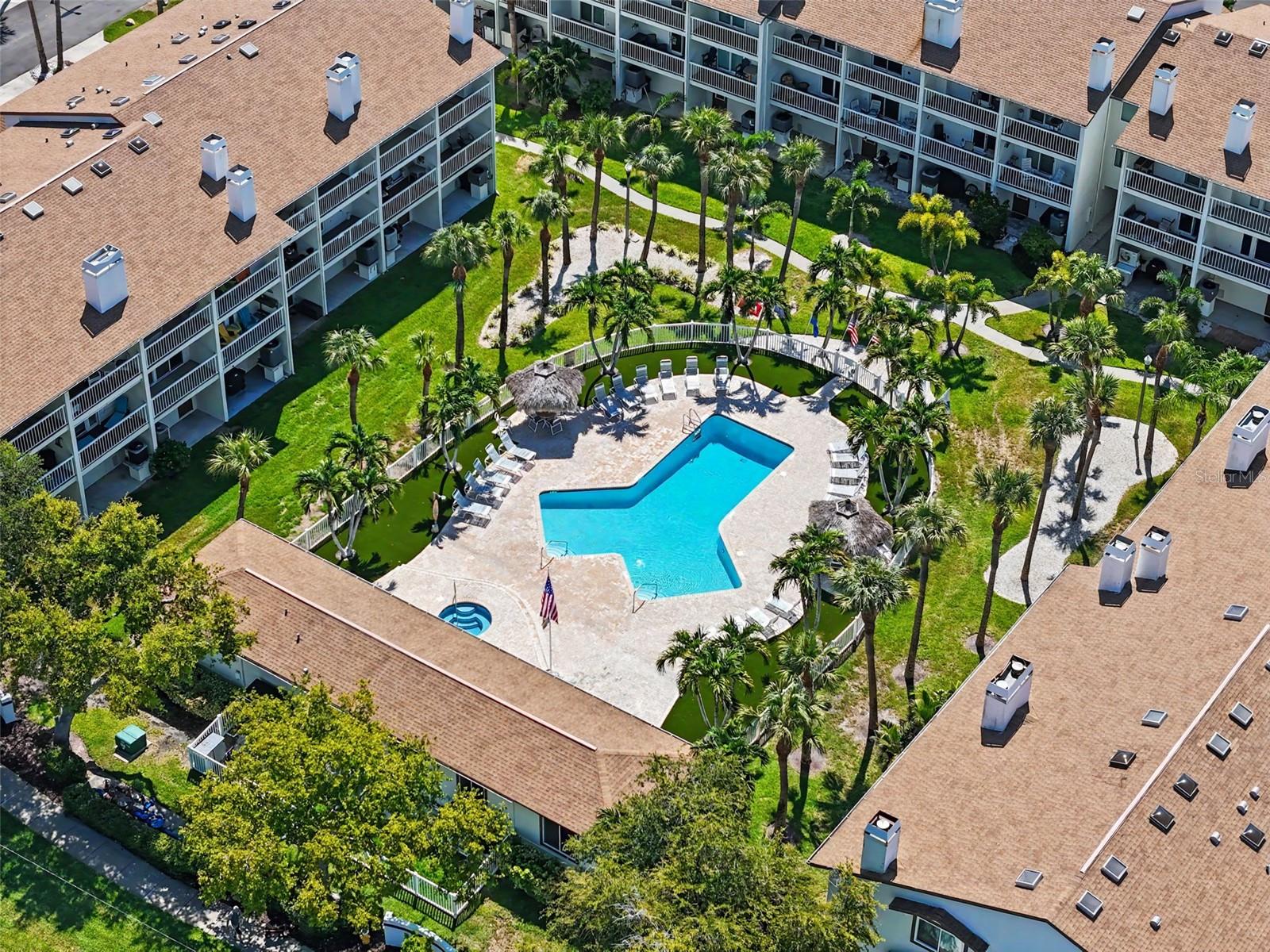 PALMS OF TIERRA - Residential