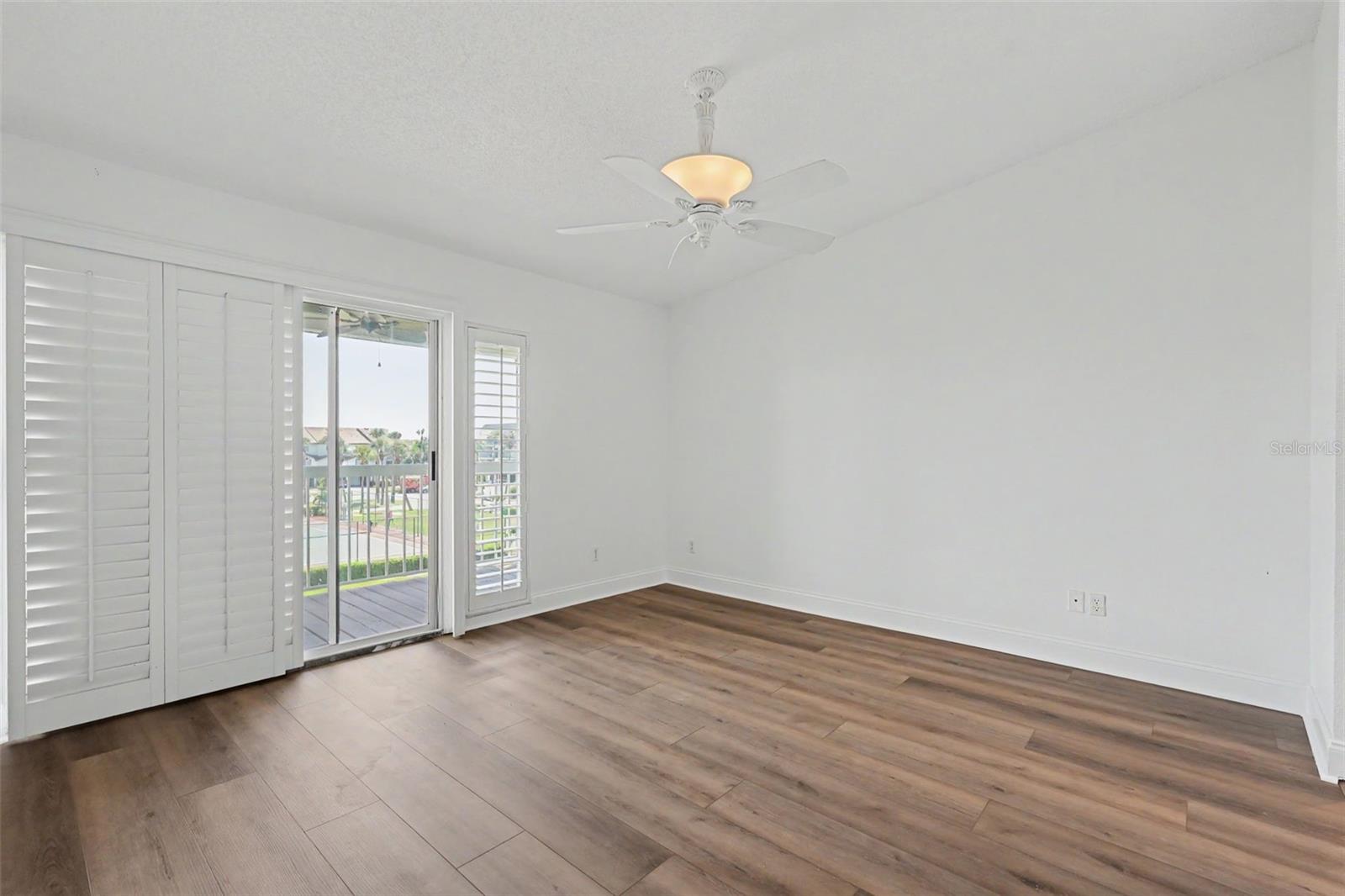 PALMS OF TIERRA - Residential