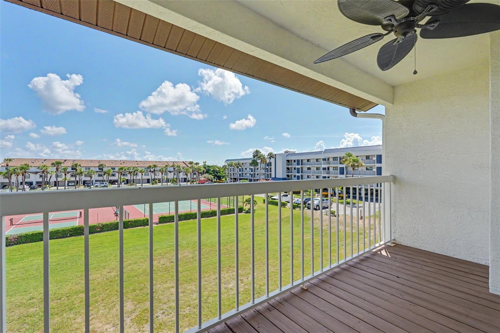 PALMS OF TIERRA - Residential