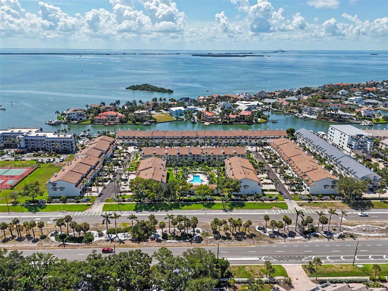 PALMS OF TIERRA - Residential