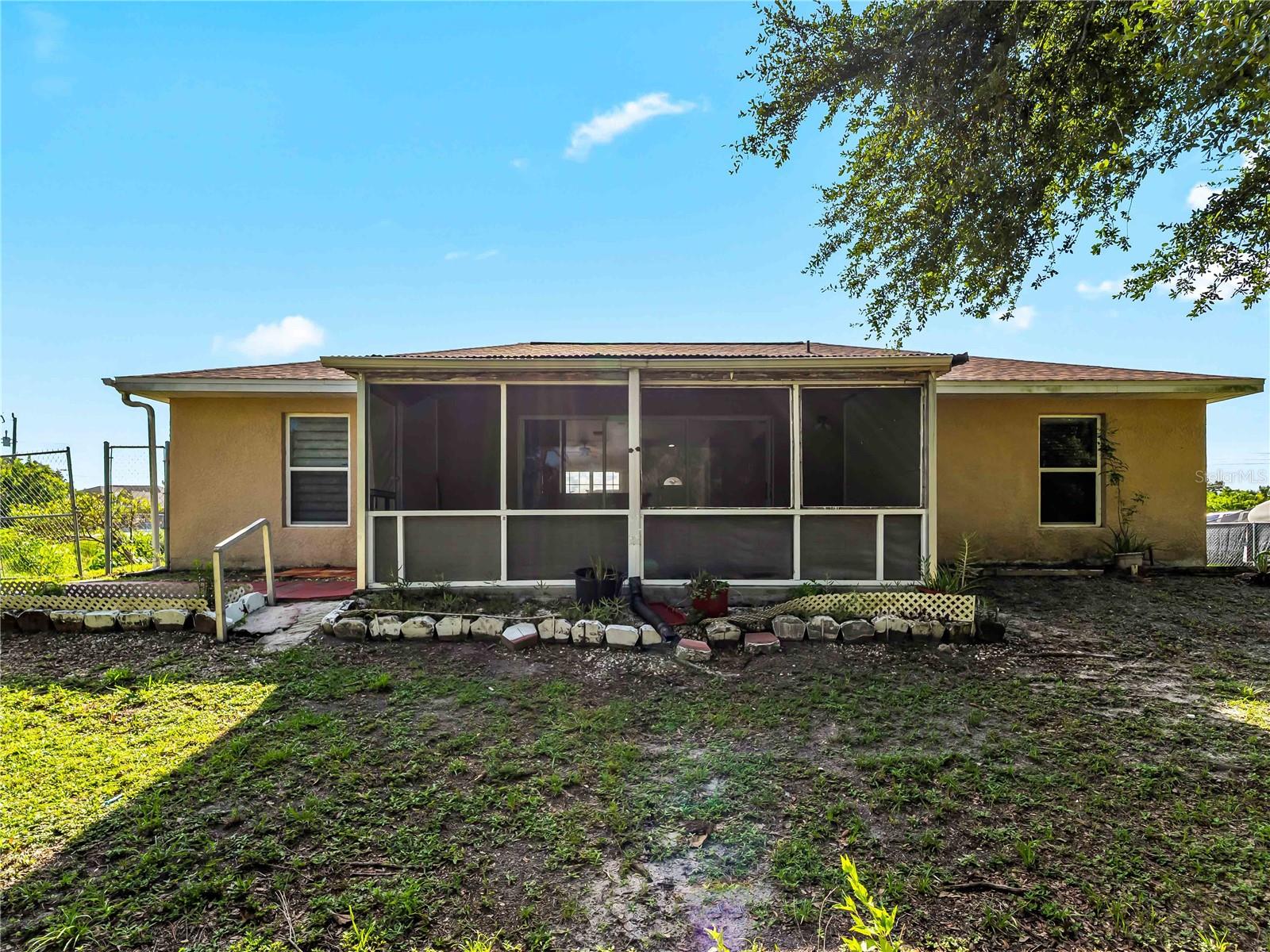 LEHIGH ACRES - Residential