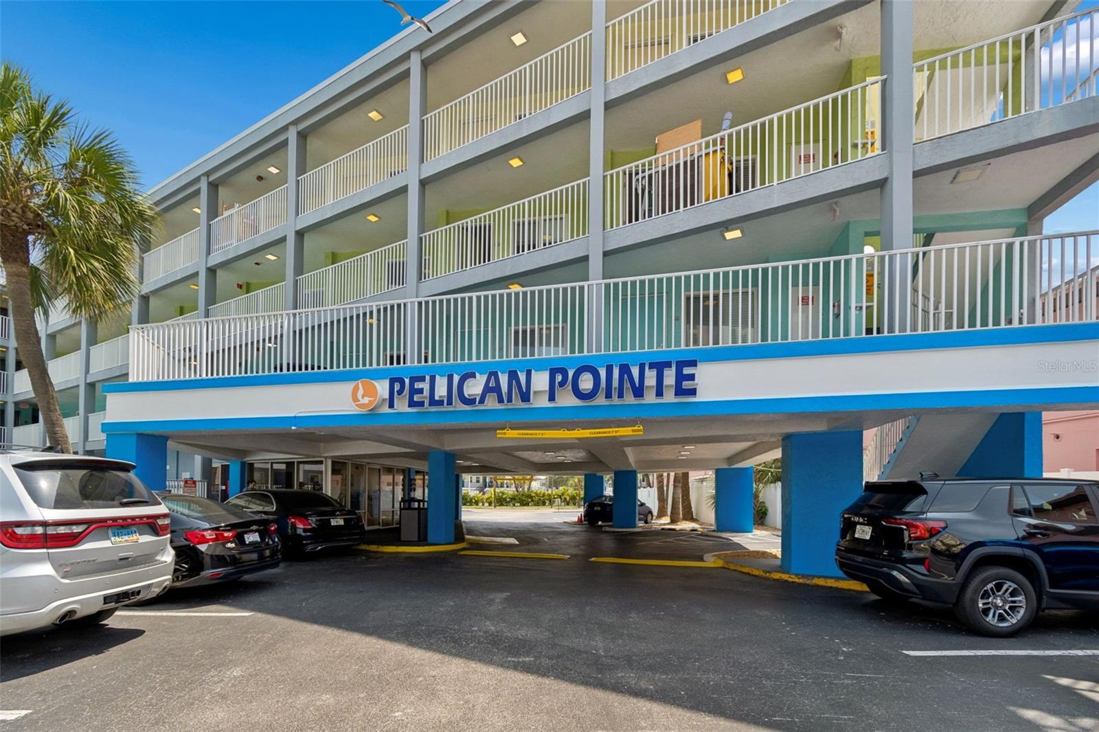 PELICAN POINTE ON - Residential