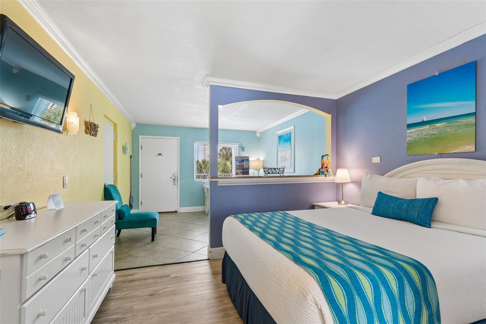 PELICAN POINTE ON - Residential