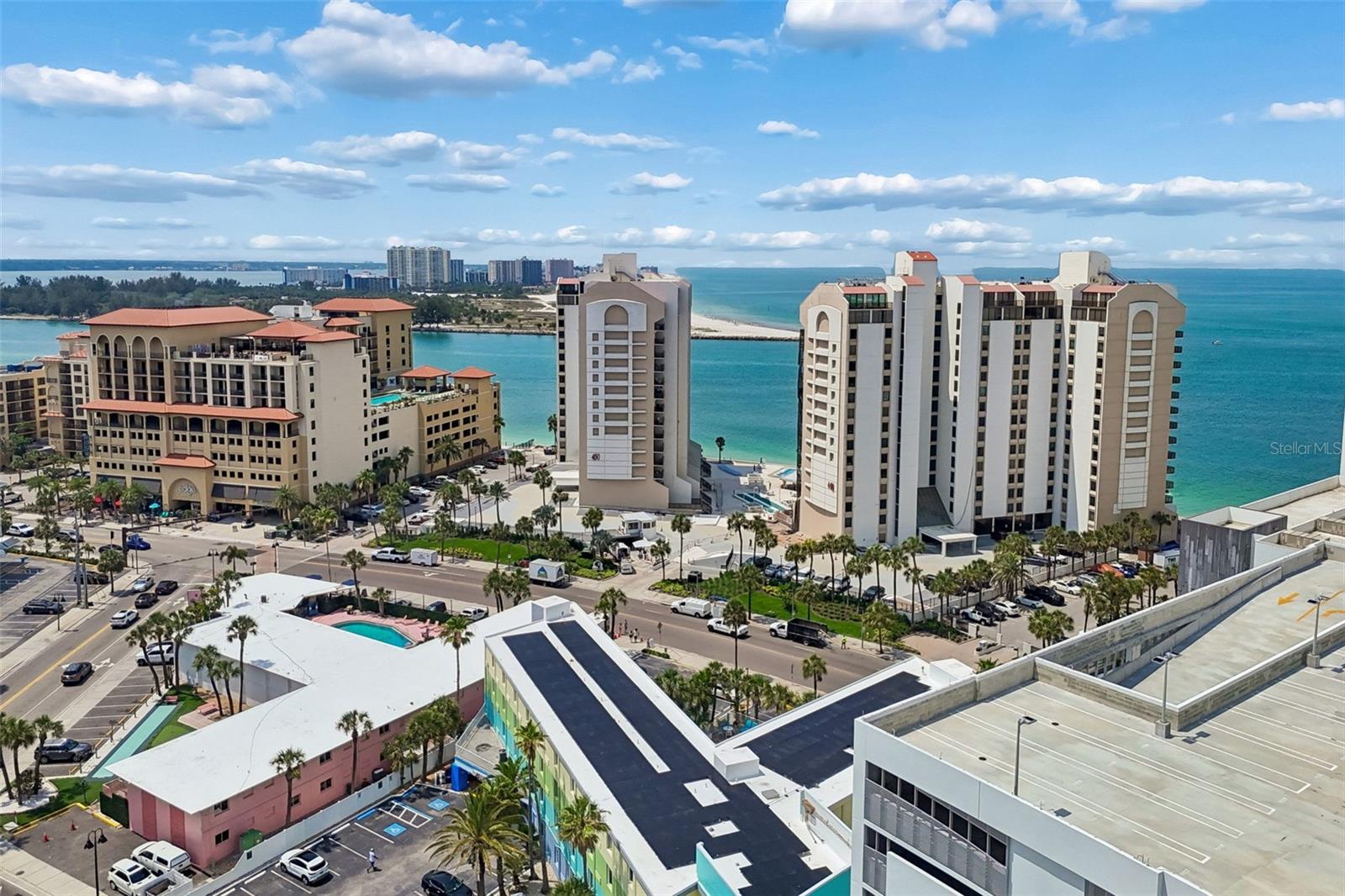 PELICAN POINTE ON - Residential