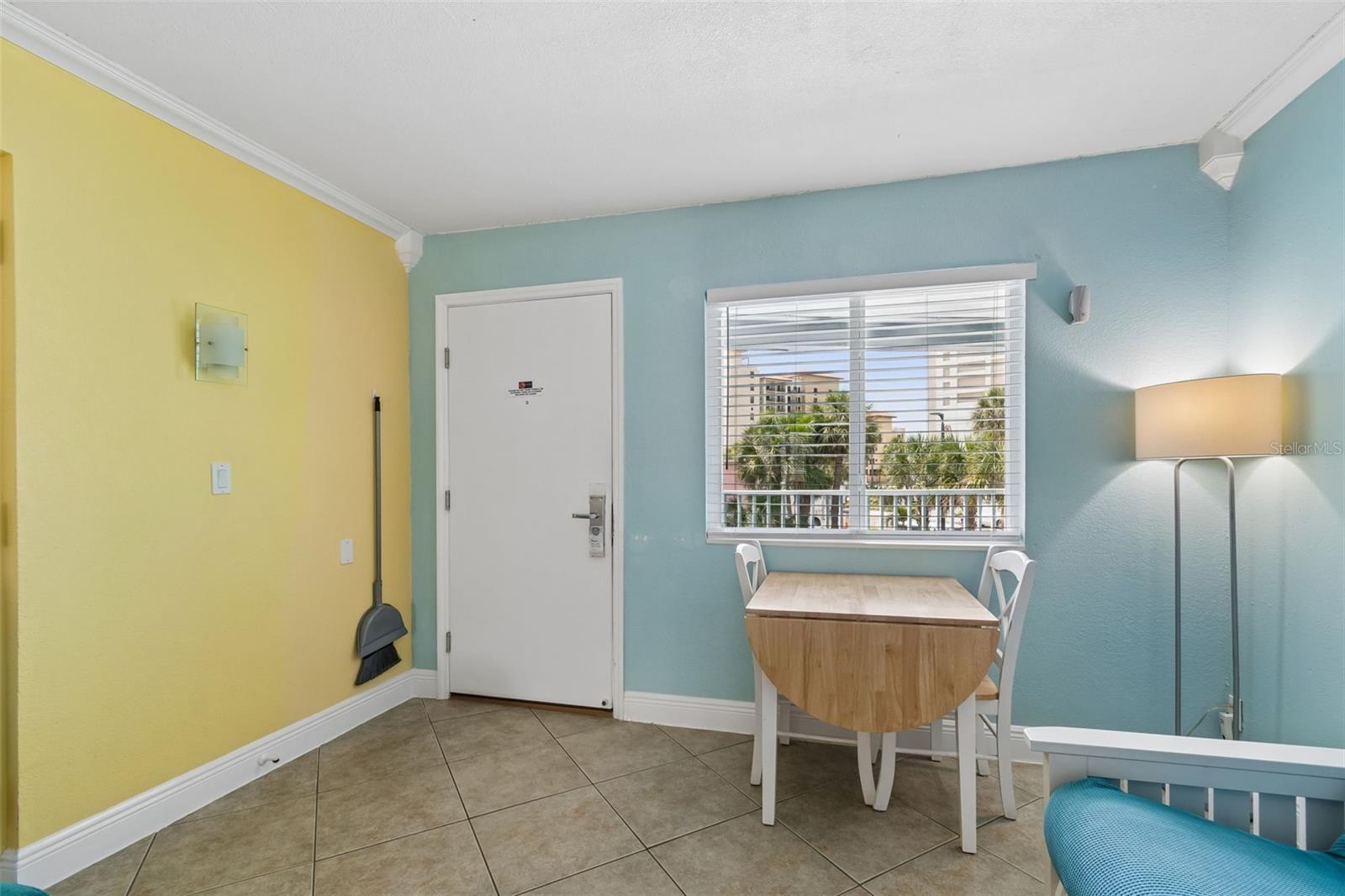 PELICAN POINTE ON - Residential