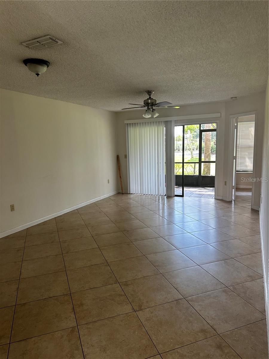 CLUB VILLAS AT WIMBLEDON PARK CONDO - Residential Lease