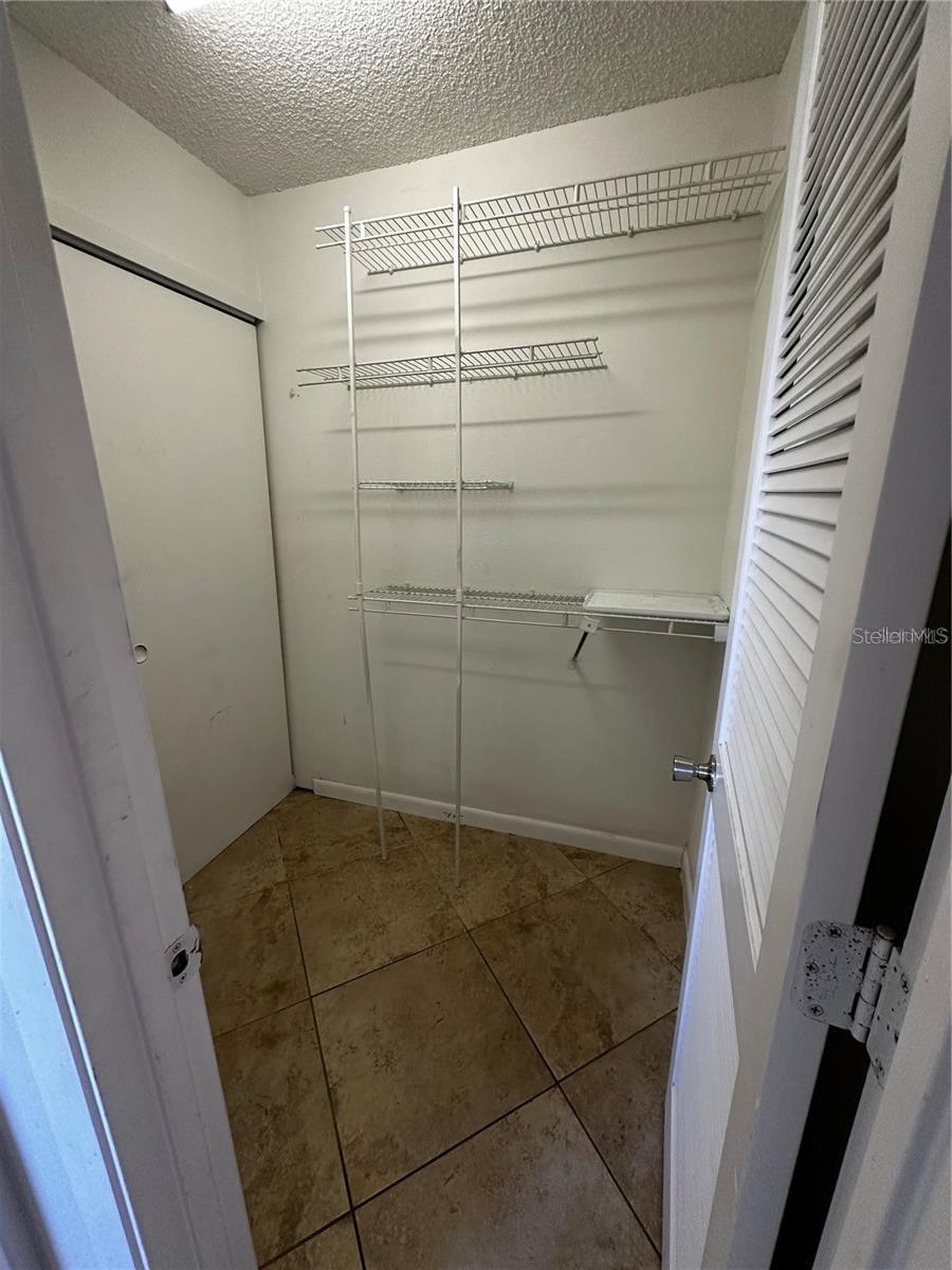 CLUB VILLAS AT WIMBLEDON PARK CONDO - Residential Lease