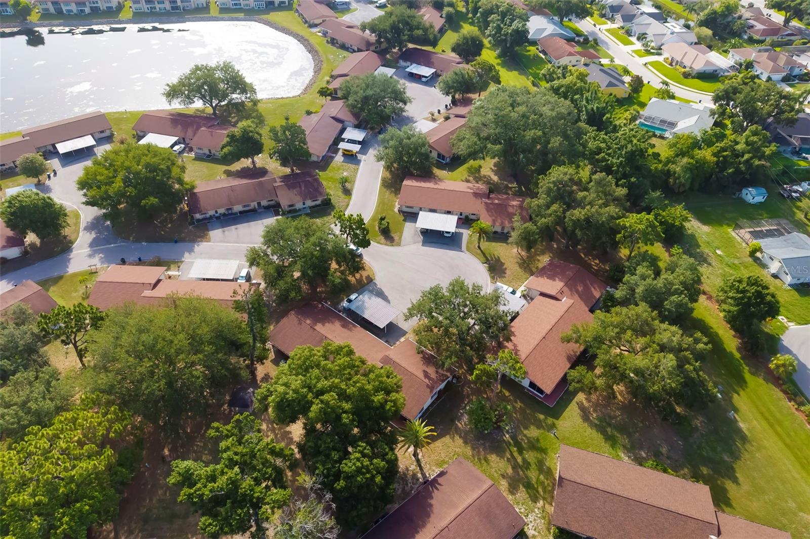 LAKE TIPPECANOE - Residential