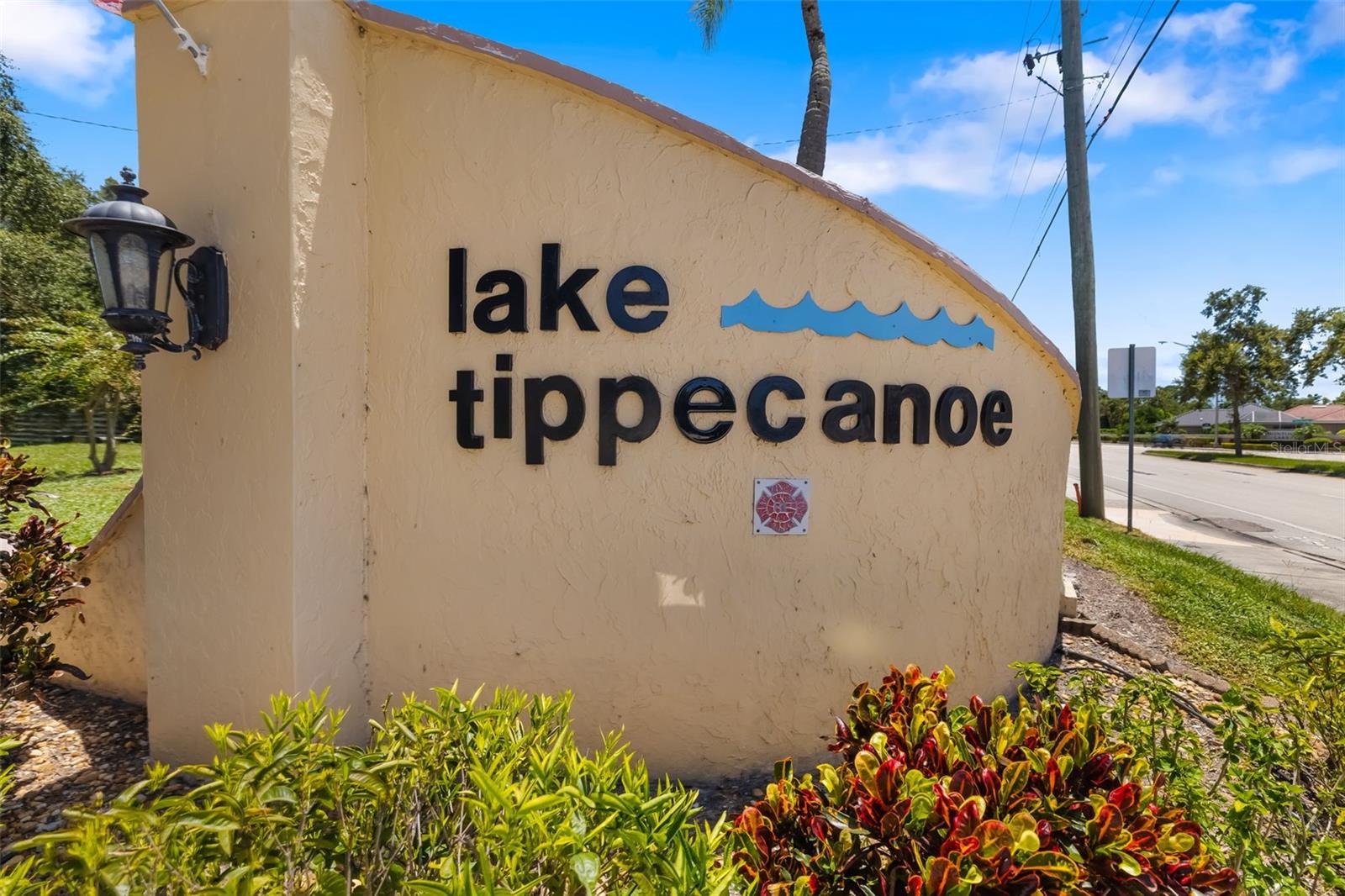 LAKE TIPPECANOE - Residential