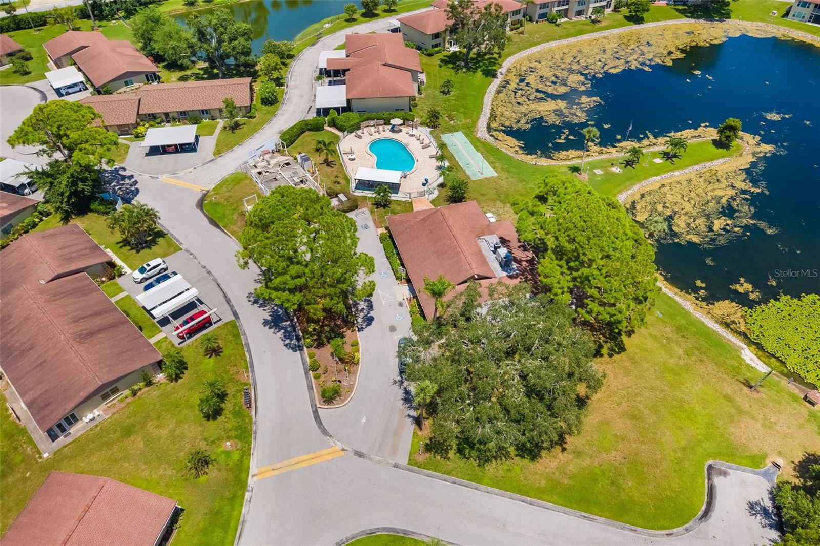 LAKE TIPPECANOE - Residential