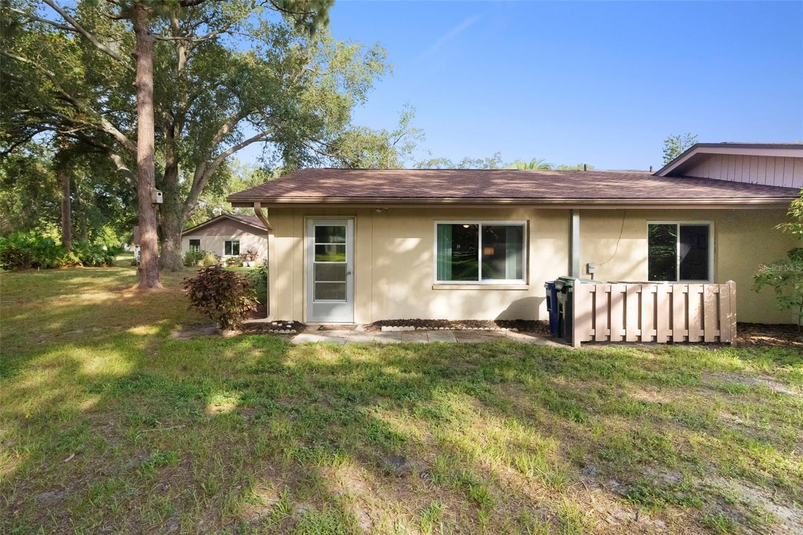 LAKE TIPPECANOE - Residential