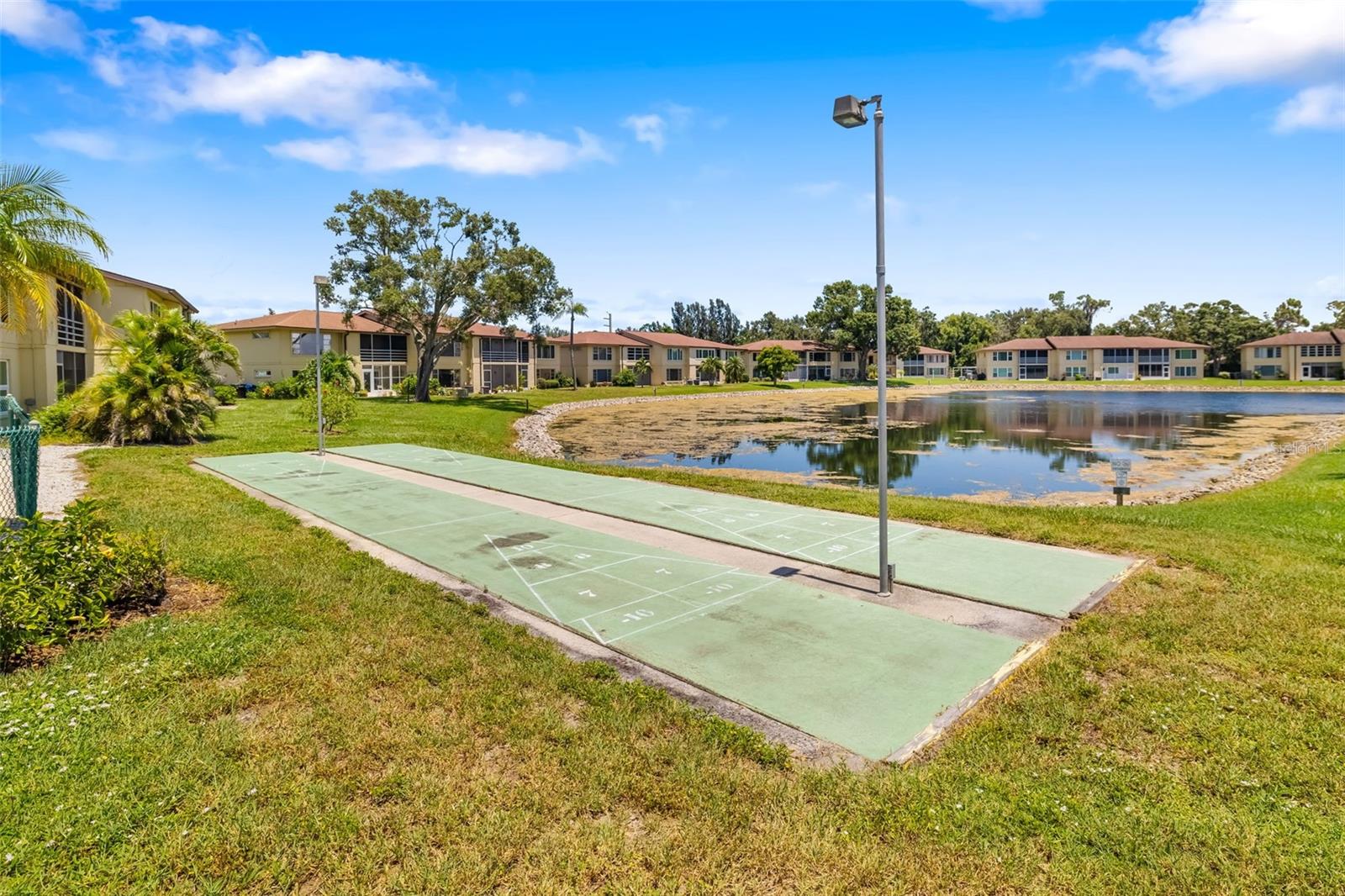 LAKE TIPPECANOE - Residential