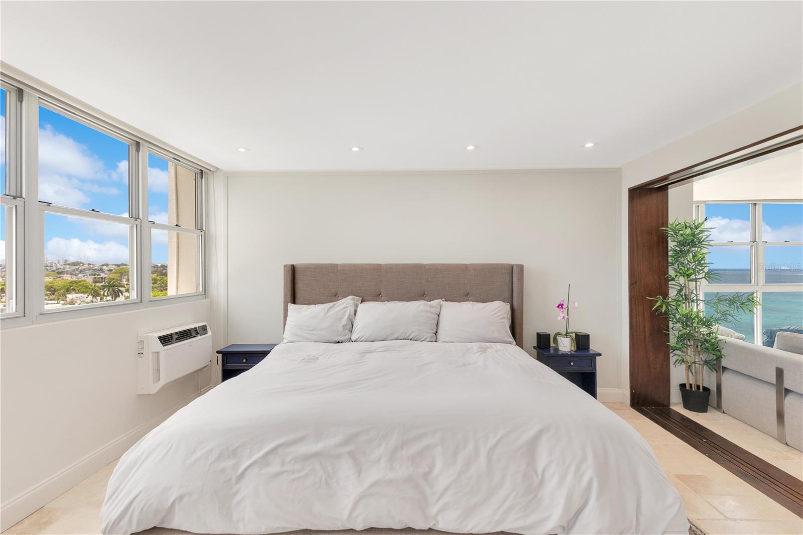 PARK BOULEVARD - Residential