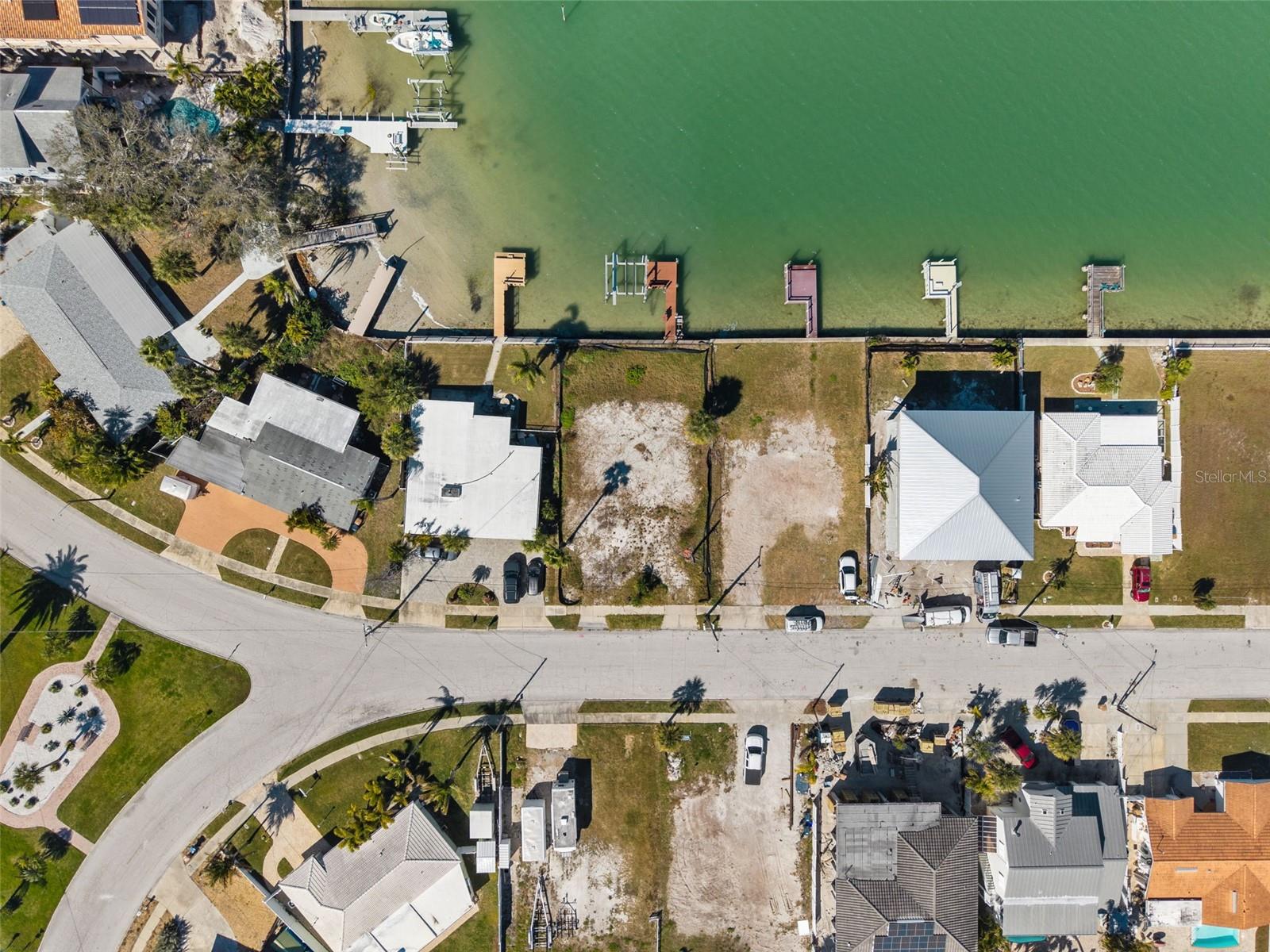 LONE PALM BEACH 5TH ADD BLK 29 REP - Land