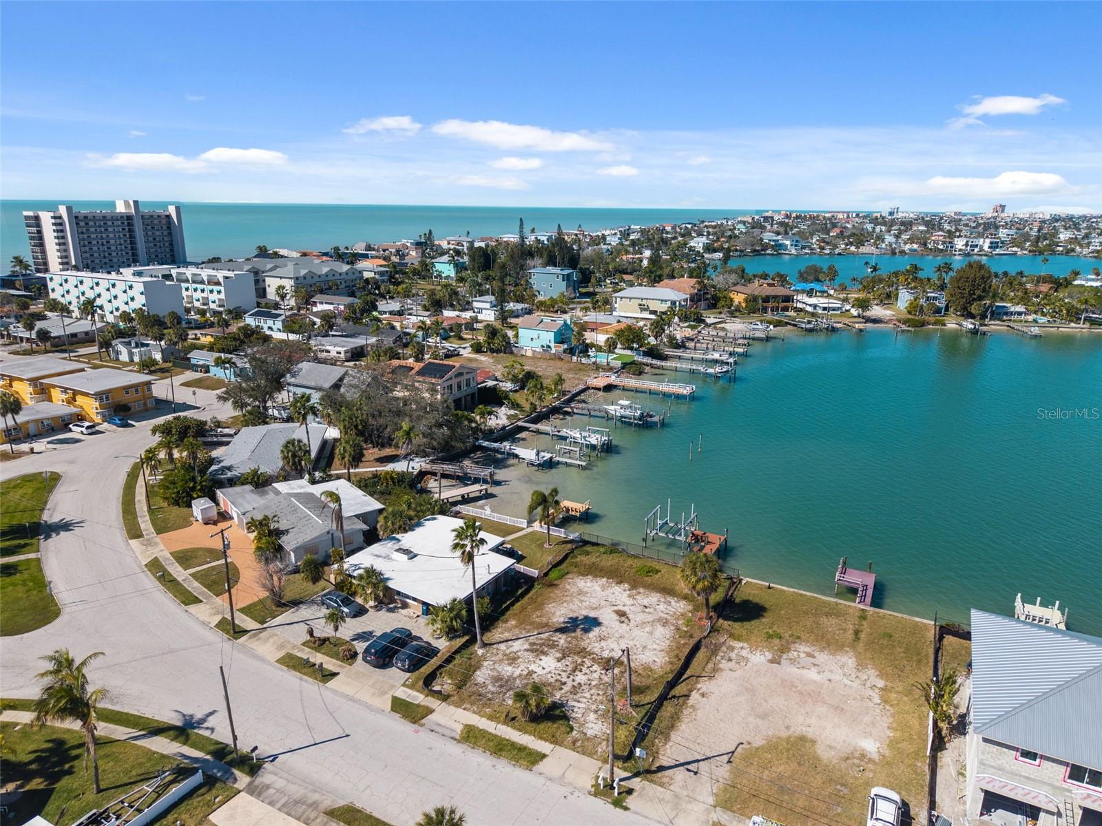 LONE PALM BEACH 5TH ADD BLK 29 REP - Land