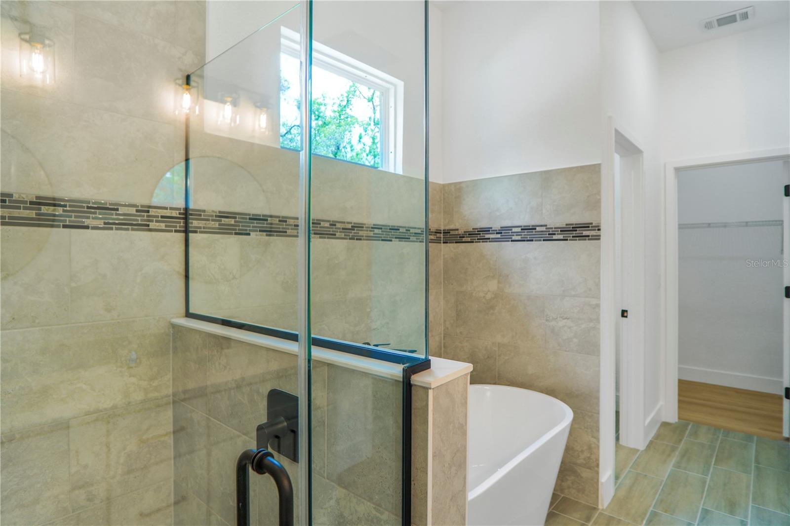 CITRUS SPGS UNIT 11 - Residential